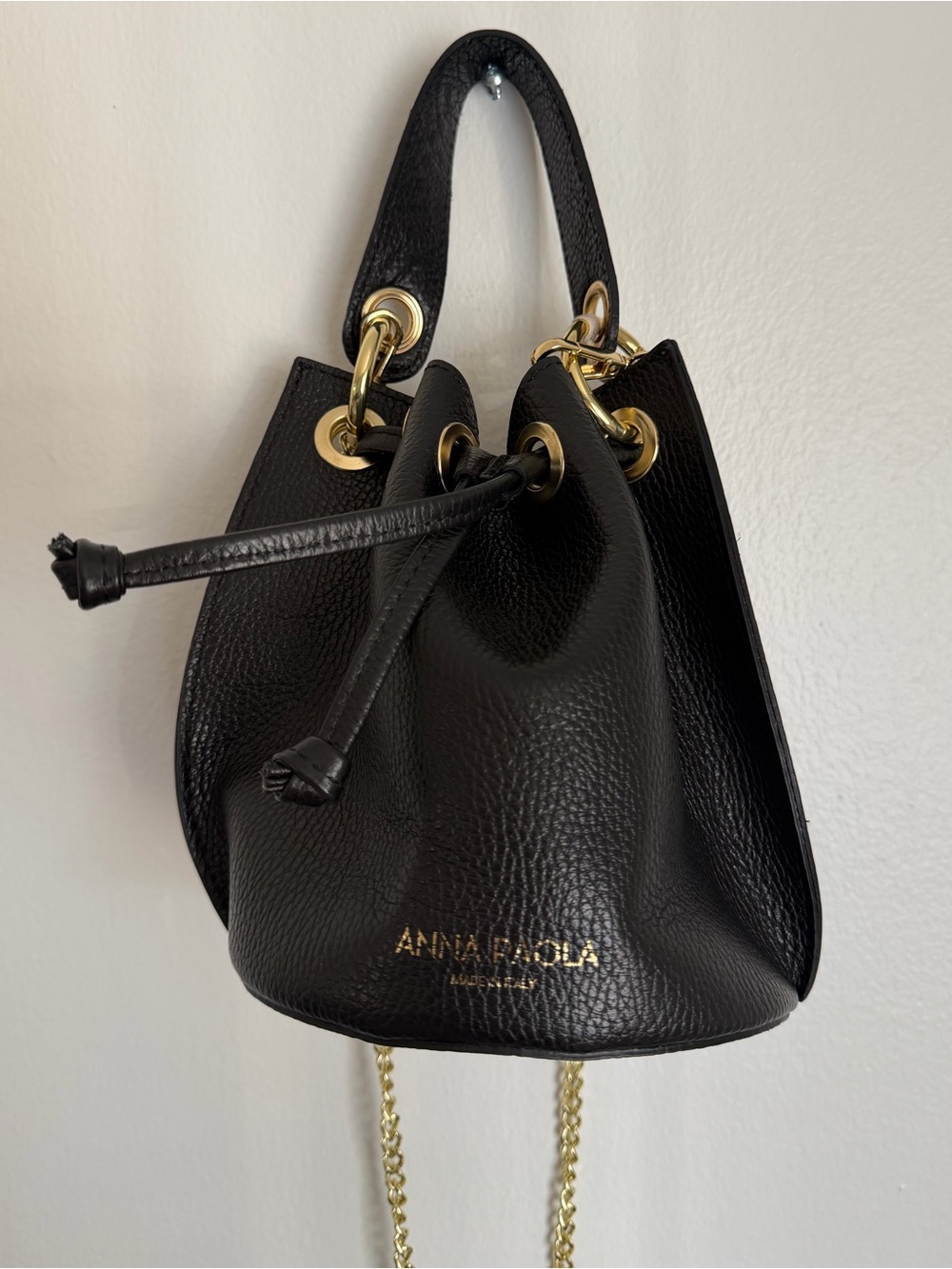 Anna Paola Ama Italian Leather Bucket Bag Purse Crossbody Black Good Chain